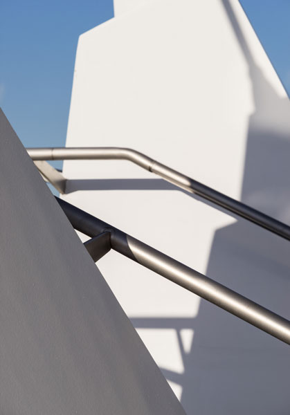 External architectural handrail detail photograph. 6 of 15.