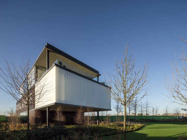 HAL Architects, London, 01 of 11