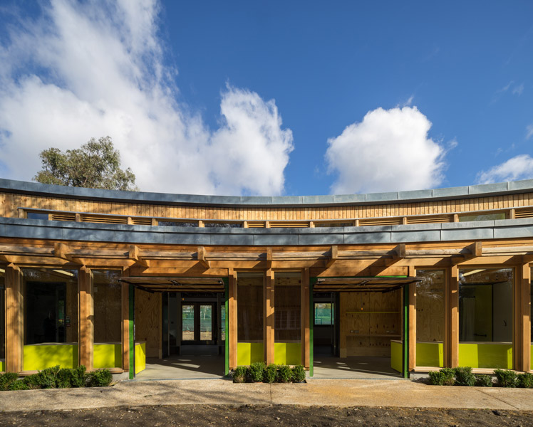 Exterior elevation photograph, 02 of 16
