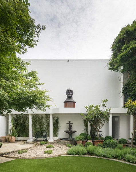 Exterior photograph landscaped garden, 02 of 18