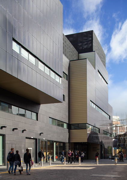 University Square, Stratford, 02 of 07