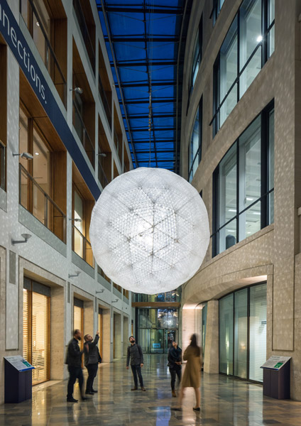 Office atrium, 04 of 05