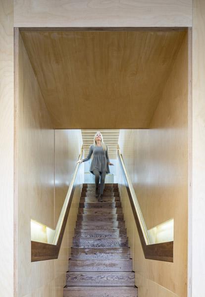 Interior staircase view, 05 of 08