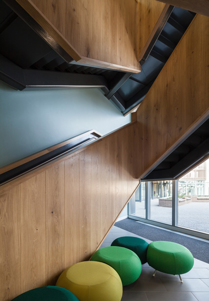Staircase seating area image, 08 of 12